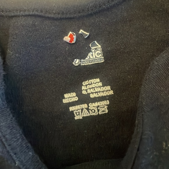 2-Piece Baby Boy Size 18M Red Sox Onesies​ - Picture 7 of 7